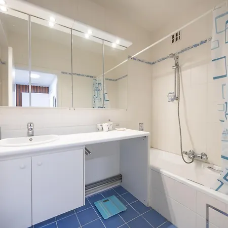 Lecomte - Ocean View Pearl 134 Apartment *